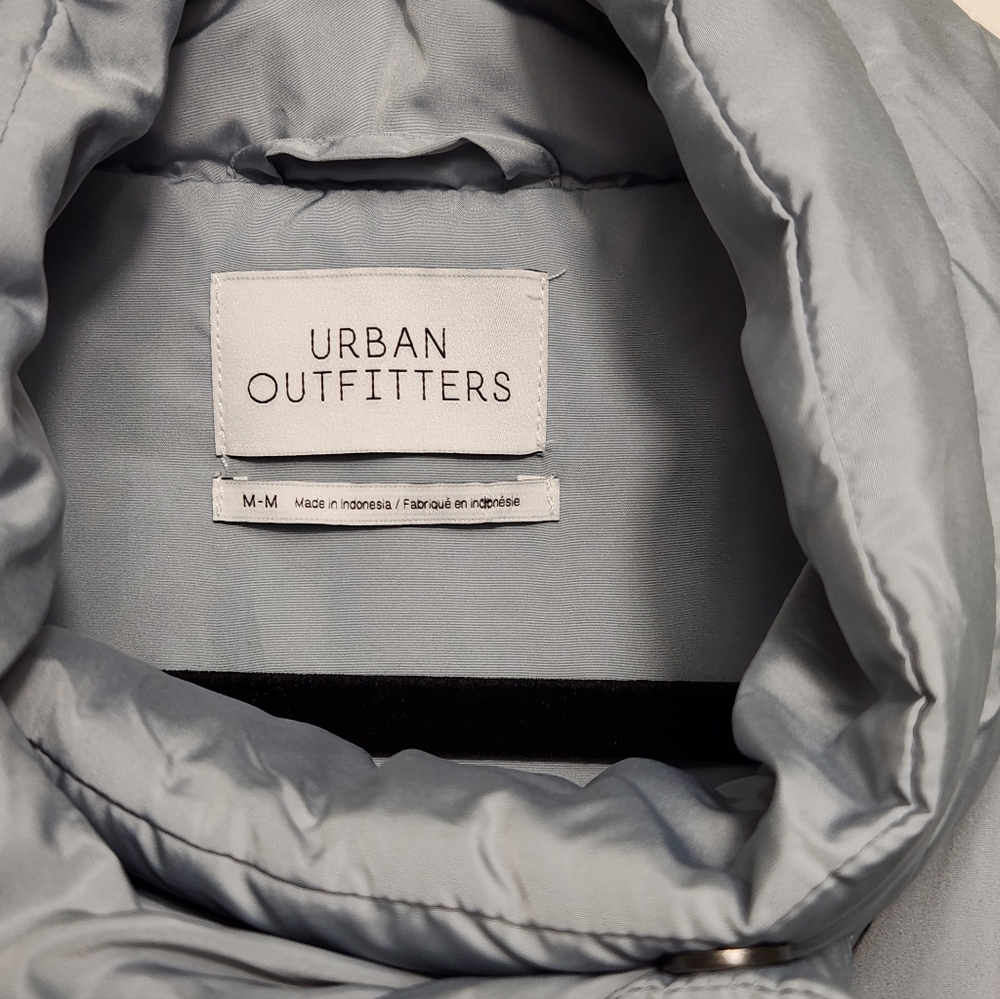 Urban Outfitters Gray Puffer Vest SKU E20 - Picture 11 of 11